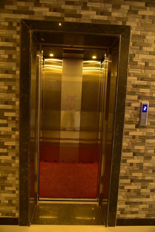 Hotel Citywalk Residency มังคาลอร์ ภายนอก รูปภาพ