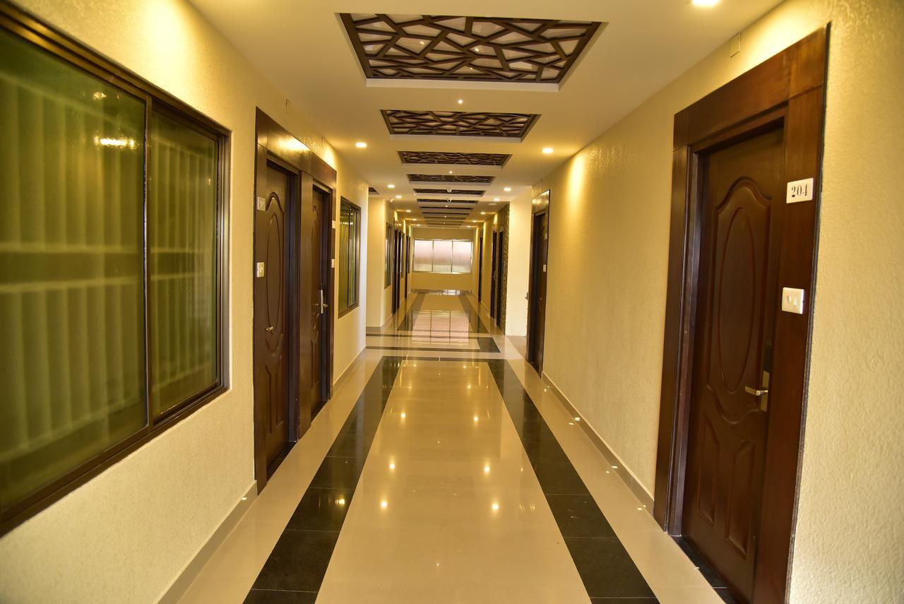 Hotel Citywalk Residency มังคาลอร์ ภายนอก รูปภาพ