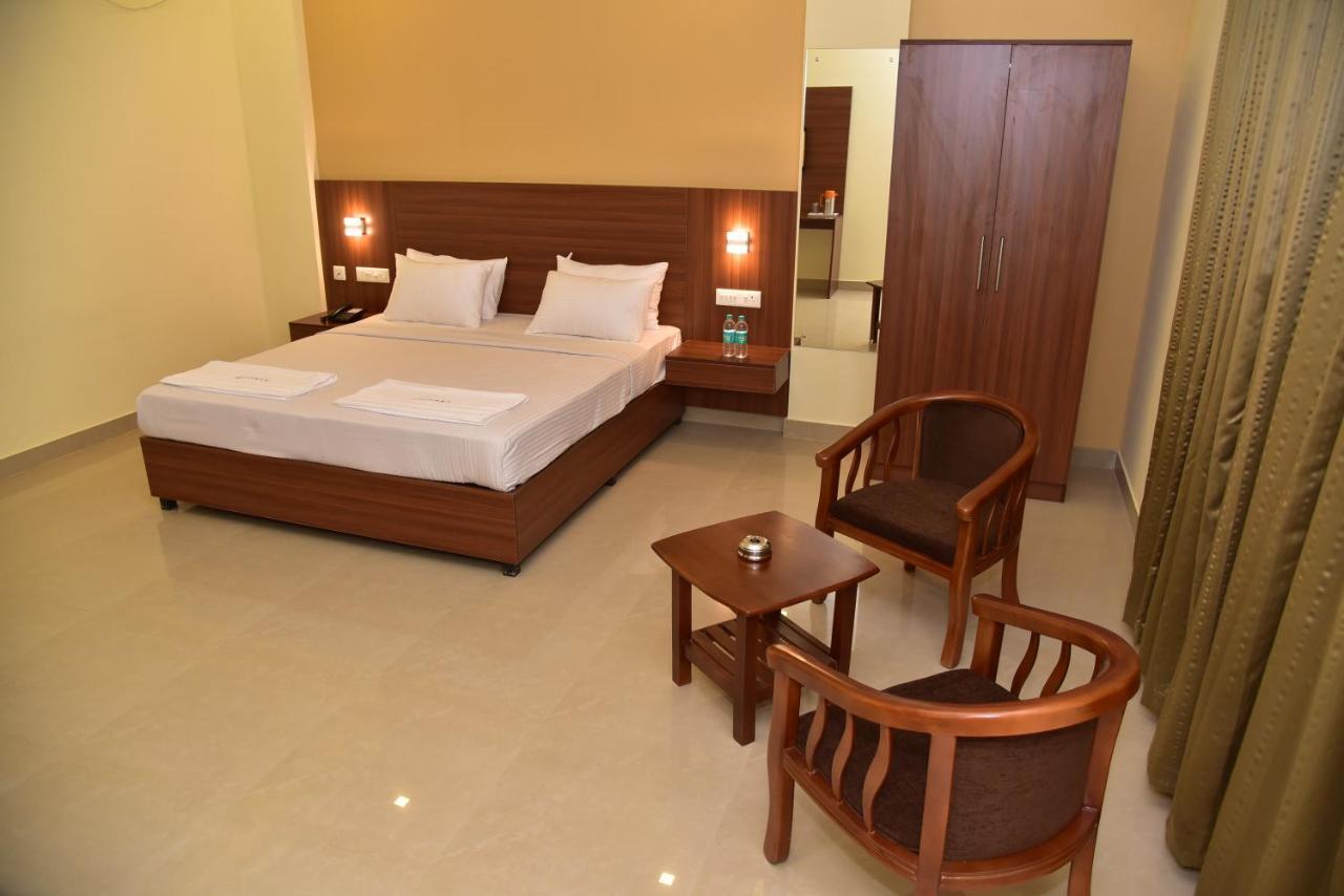 Hotel Citywalk Residency มังคาลอร์ ภายนอก รูปภาพ